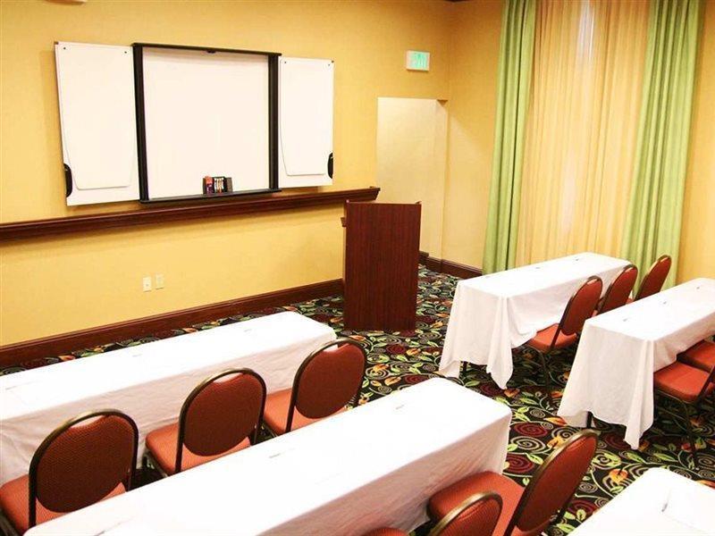 Hotel Hampton & Angeles Airport Burbank
