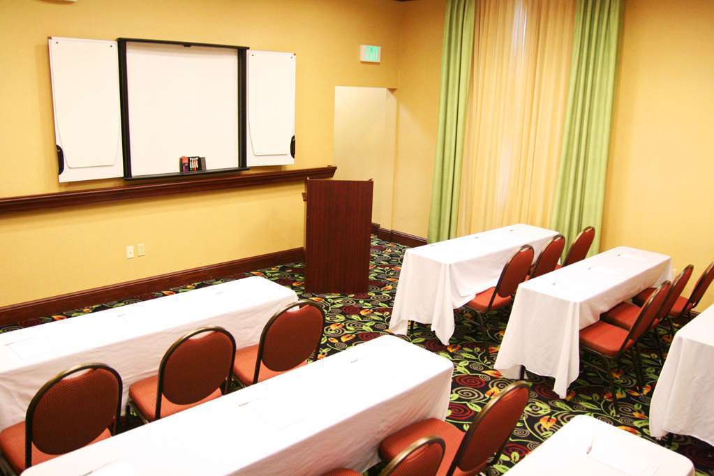 Hampton & Los Angeles Airport Hotel