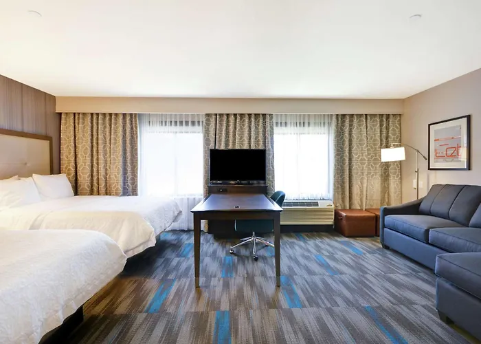 Hampton Inn & Suites Los Angeles Burbank Airport