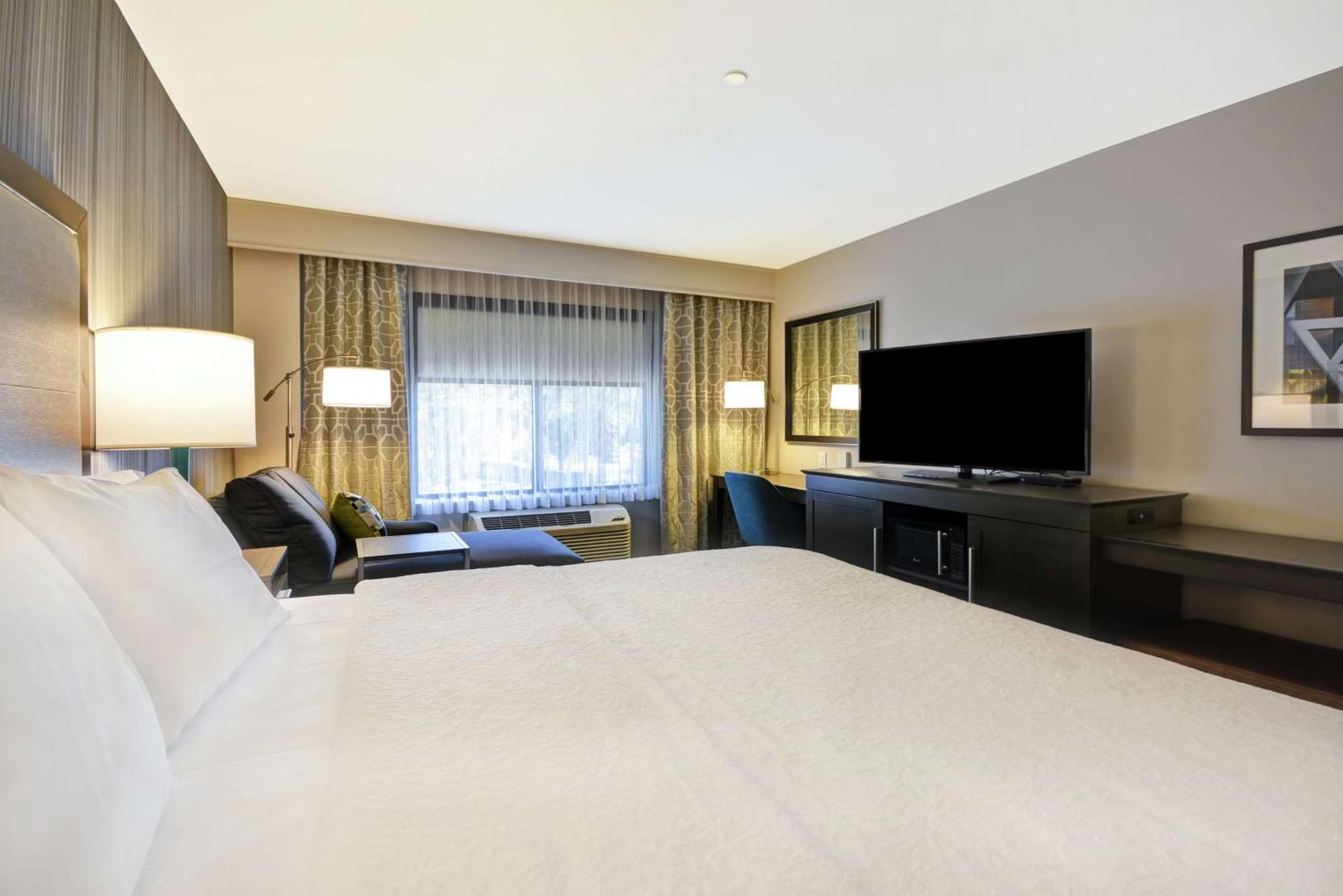 Hampton Inn&suites Angeles Airport 3* Burbank